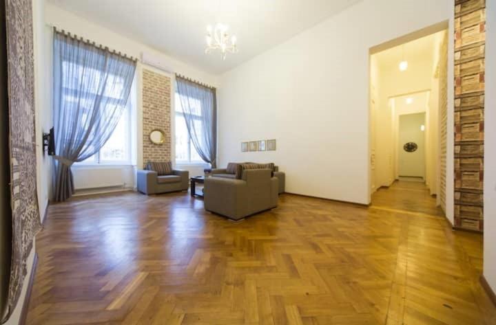 Apartment On Tabidze 3/5 Tbilisi Zewnętrze zdjęcie